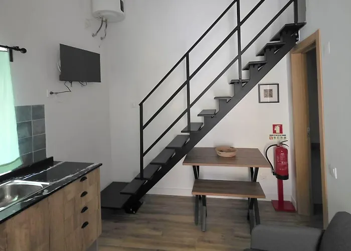 Casinhas Da Ajuda Nº15 *