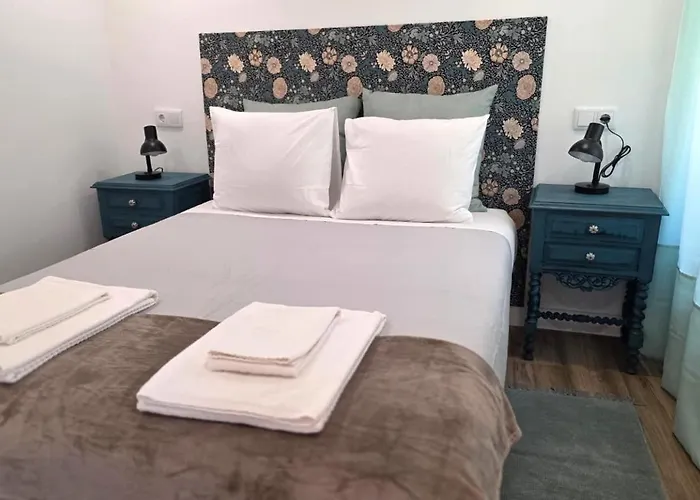 Casinhas Da Ajuda Nº15